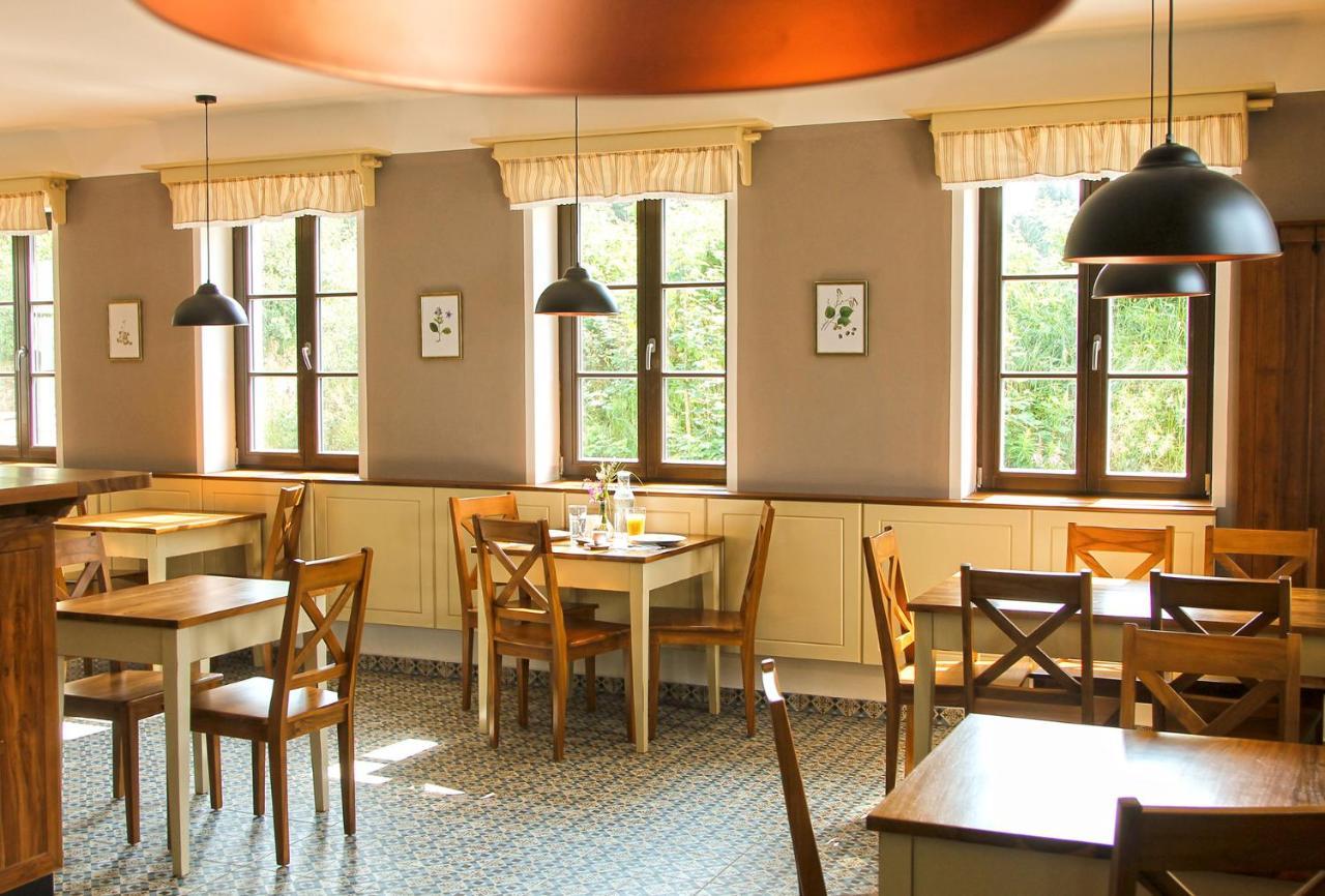 Dvur Liskovy Vrch Hotel Strazny Bagian luar foto