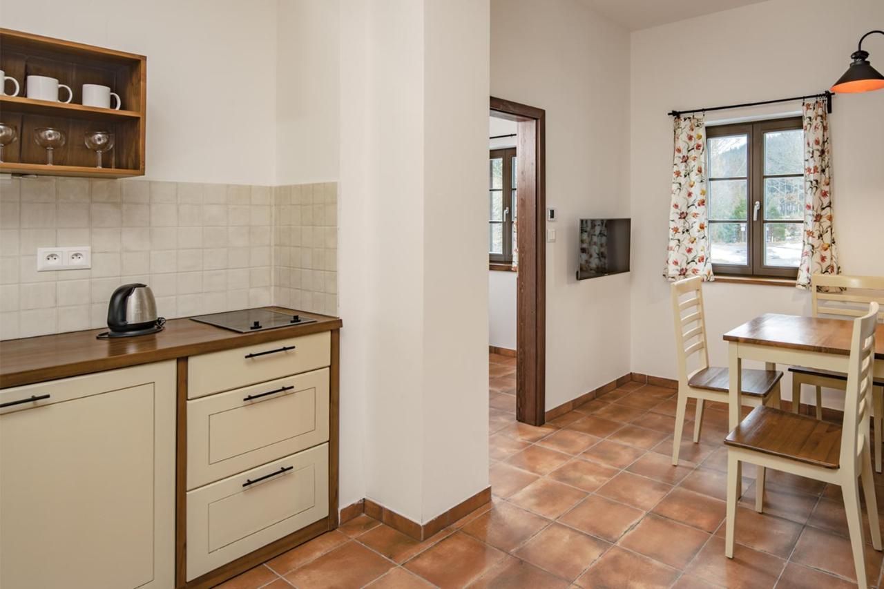 Dvur Liskovy Vrch Hotel Strazny Bagian luar foto