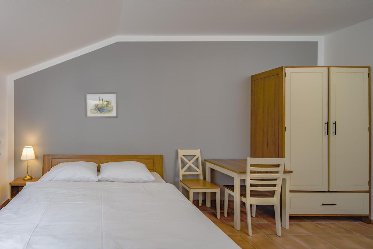 Dvur Liskovy Vrch Hotel Strazny Bagian luar foto